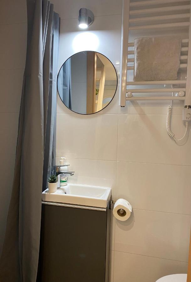 Downtown Mini Apartment Budapest Esterno foto